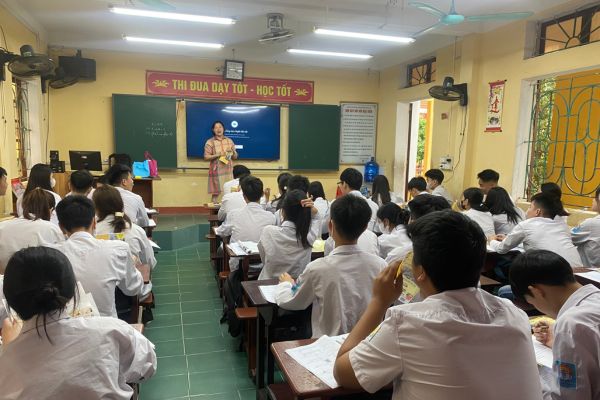 Một buổi đi thực tế trường học tại Thanh Giang