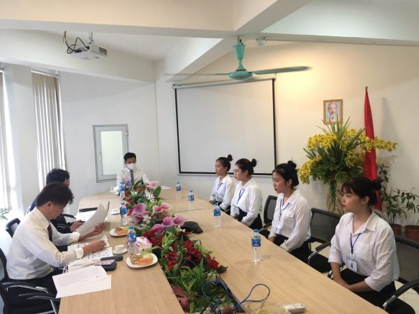 phỏng vấn thực tập sinh