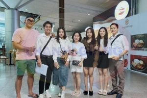 Hồ Chí Minh tiễn Thu Trang lên đường bay sang Nhật đơn Chế biến thực phẩm