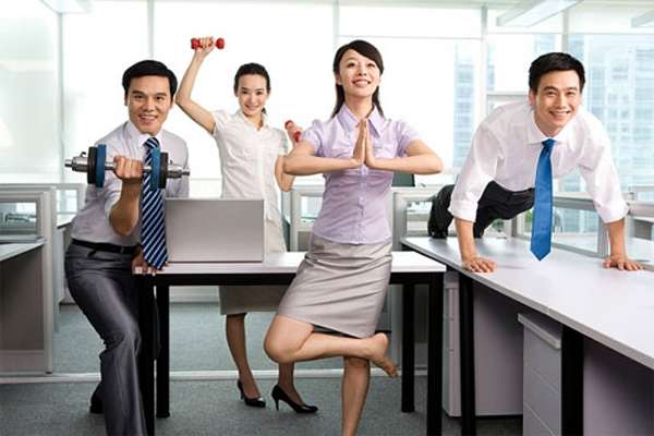 Lao động nữ có thể chọn làm quản lý văn phòng - Đi Nhật nên chọn đơn hàng nào cho nữ