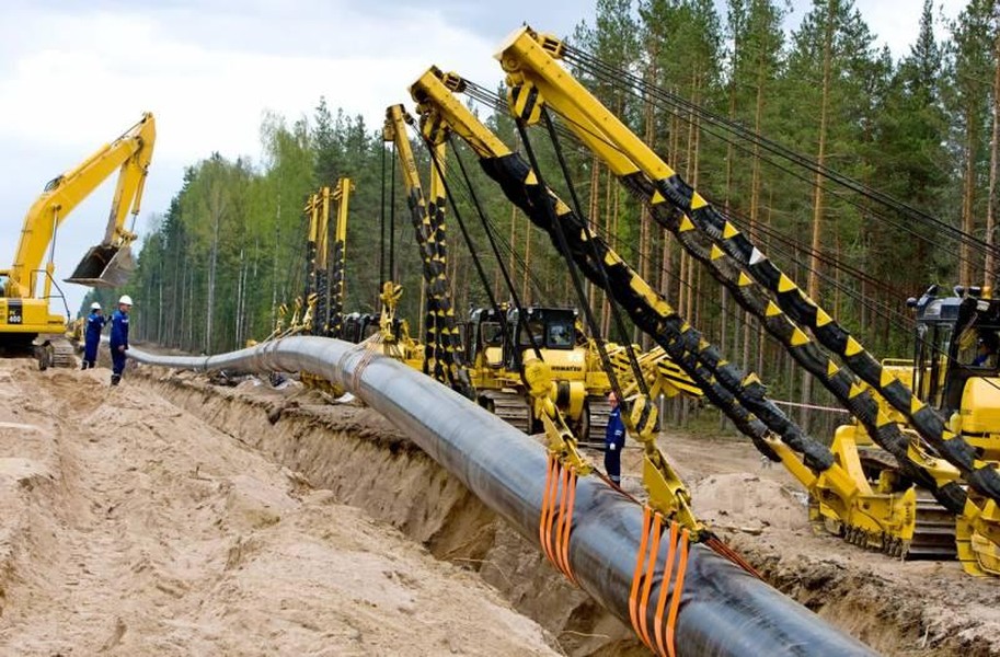 GER335 – Nhân viên kỹ thuật xây dựng phần ngầm chuyên ngành lắp đặt đường ống tại Erfurt