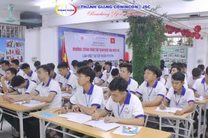 Tuyển dụng: Nhân viên quản sinh và hồ sơ tuyển sinh