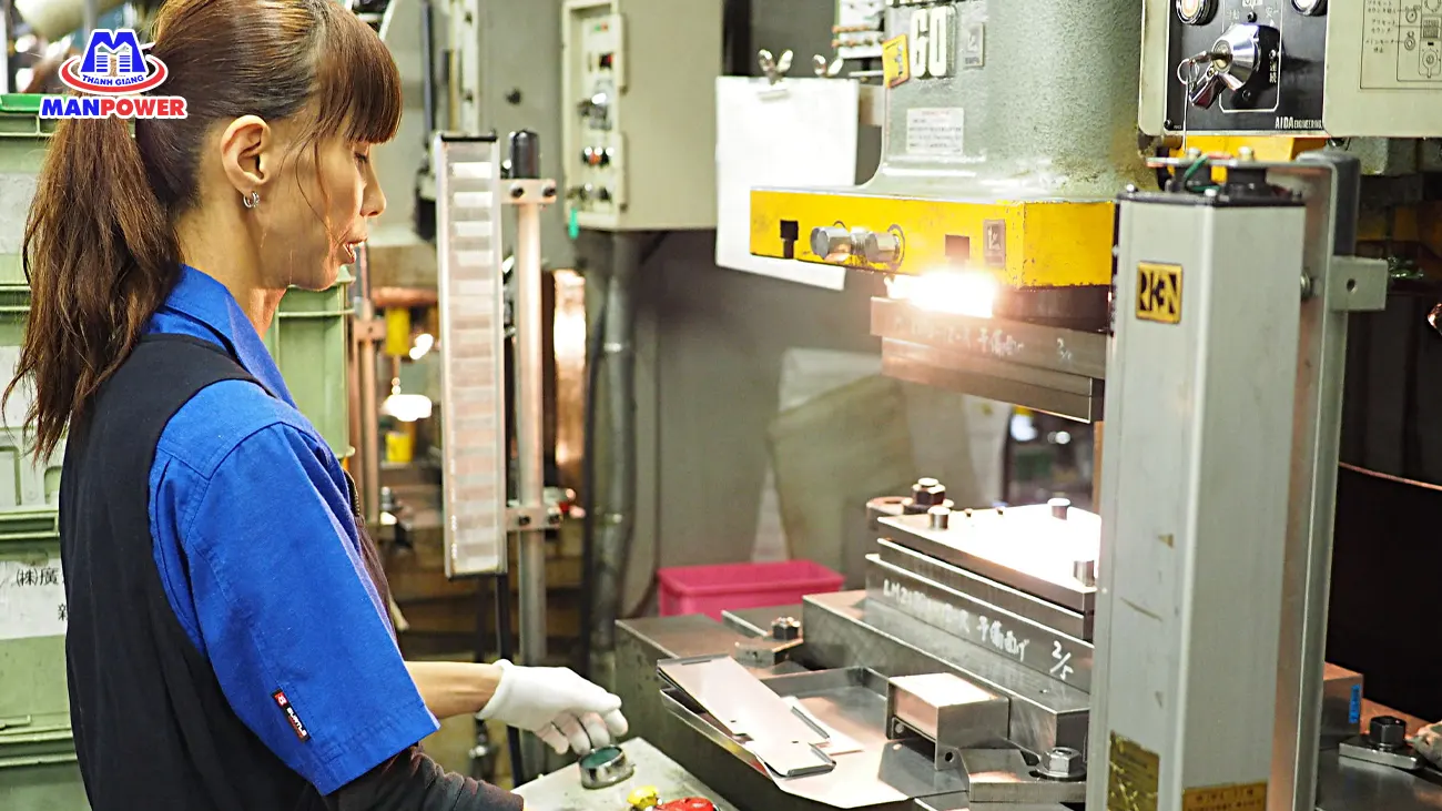 ngành đúc dập kim loại nhật bản